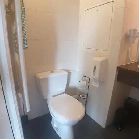 Le Valmy Avec Balcon ليون