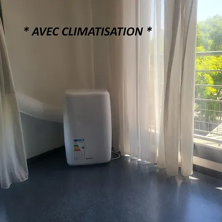 Le Valmy Avec Balcon شقة ليون